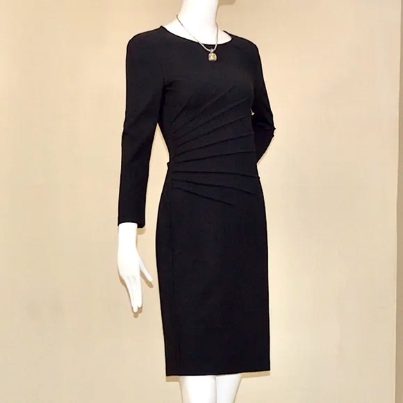Armani Collezioni Black Sheath  Dress  Made in Italy 🇮🇹 - Picture 4 of 12